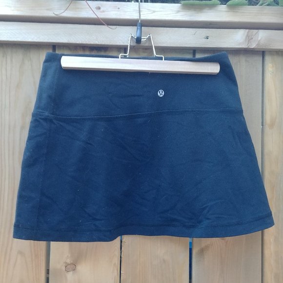 Black Lululemon Exercise Miniskirt S - Picture 2 of 2